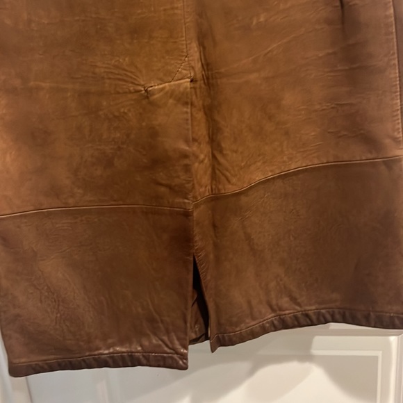Vintage Banana Republic Leather Skirt size 8 circa 1985 - Picture 2 of 6